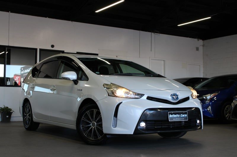 2015 Toyota Prius ALPHA LOW 95KM SALE!!!