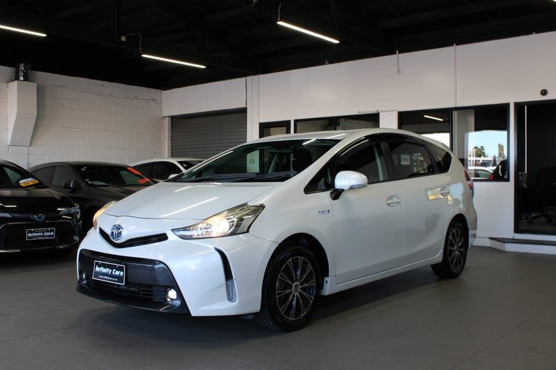 2015 Toyota Prius ALPHA LOW 95KM SALE!!!, photo 3