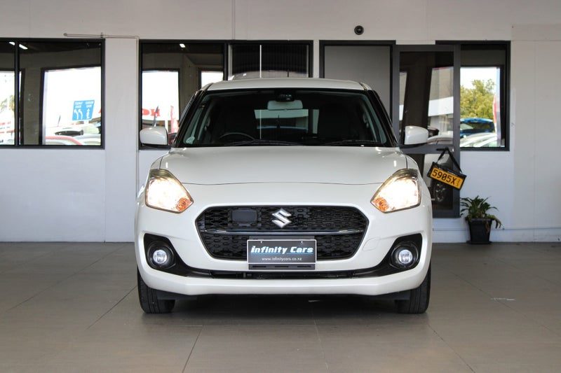 2021 Suzuki Swift SUPER LOW 38KM HUGE SALE!, photo 2