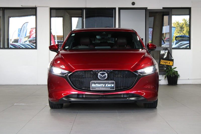 2019 Mazda 3 20S, photo 3