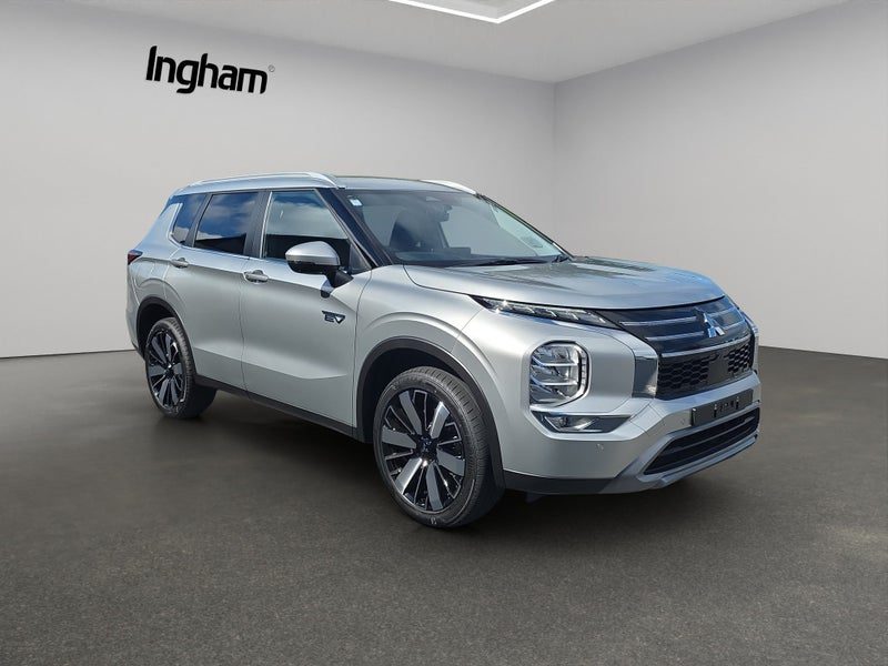 2026 Mitsubishi Outlander XLS PHEV/4WD/AT
