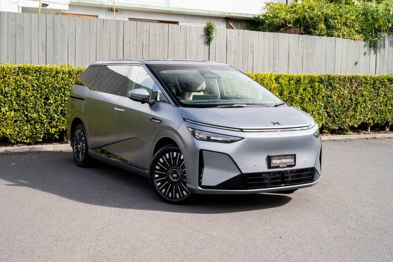 2026 XPENG X9 AWD Performance Long Range, main photo