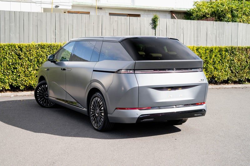 2026 XPENG X9 AWD Performance Long Range, photo 3