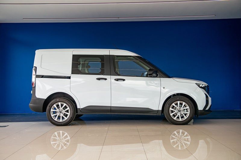 2026 Ford Courier TREND, photo 2