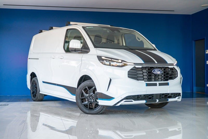 2026 Ford Transit CUSTOM 320 SPORT AWD