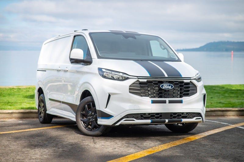 2026 Ford Transit CUSTOM 320 SPORT AWD