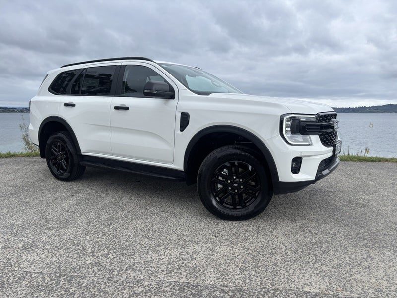 2026 Ford Everest ACTIVE 2.0D/4WD/10AT