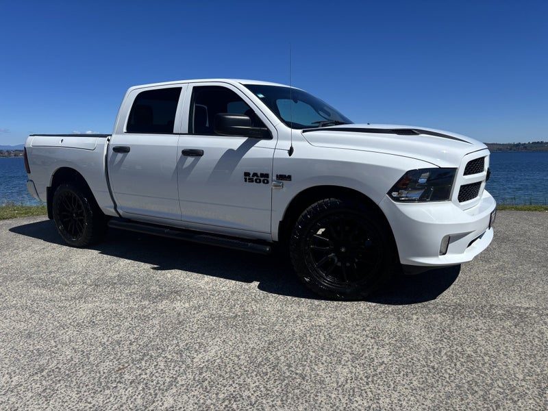 2020 Ram 1500 EXPRESS CREW RAMBOX
