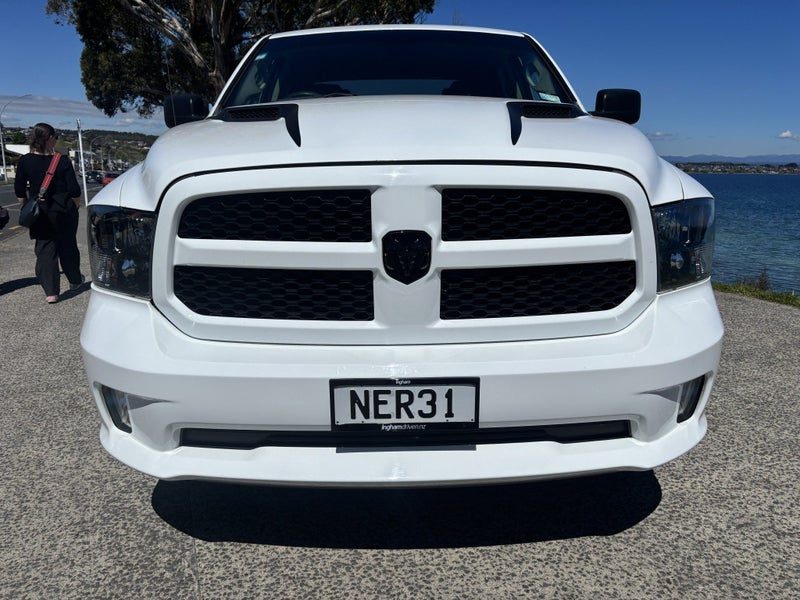 2020 Ram 1500 EXPRESS CREW RAMBOX, photo 2