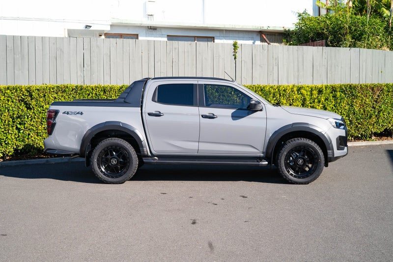 2026 Isuzu D-Max X-Terrain DC 4X4 3.0D 6AT, photo 2