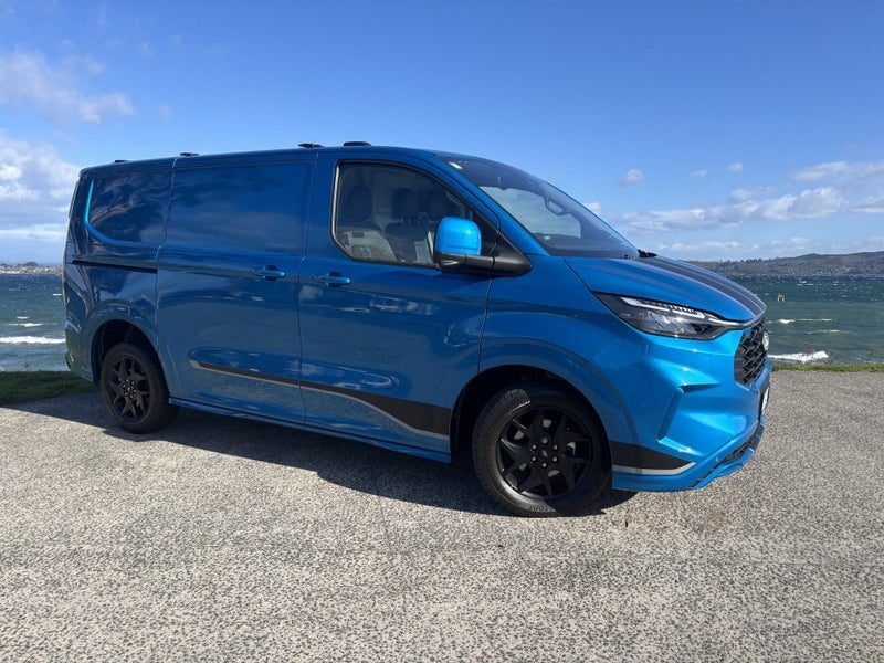 2026 Ford Transit CUSTOM 320 SPORT AWD