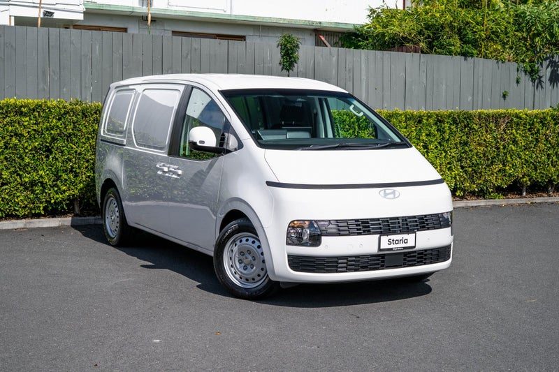 2026 Hyundai Staria 1.6T Hybrid 2WD 6AT Series 2, main photo