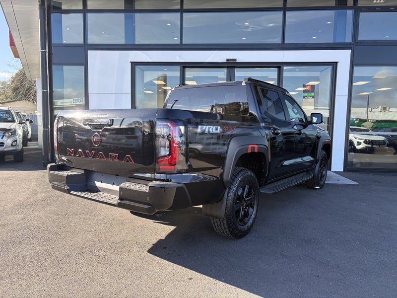 2026 Nissan Navara P4X 2.4D/4WD/6AT, photo 3