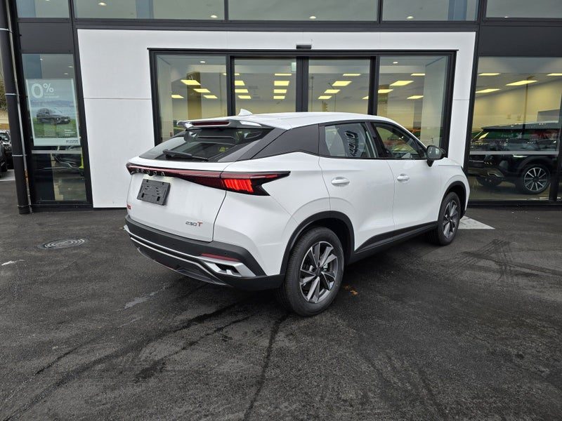 2026 Omoda C5 BX 1.5PT/9CVT, photo 2