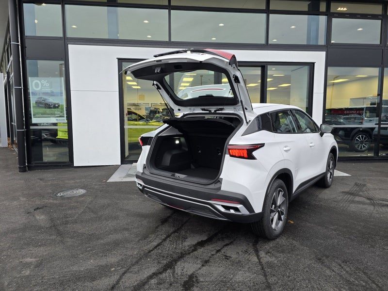 2026 Omoda C5 BX 1.5PT/9CVT, photo 3