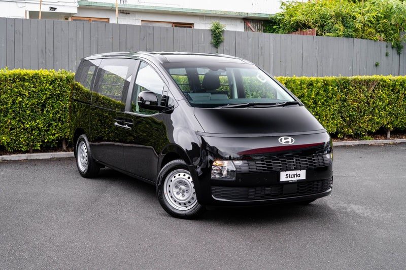2026 Hyundai Staria 1.6T Hybrid 2WD 6AT Series 2, main photo