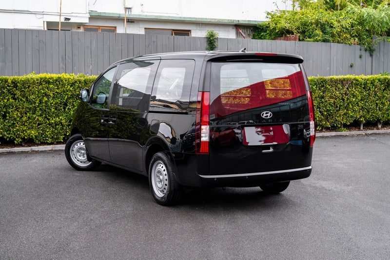 2026 Hyundai Staria 1.6T Hybrid 2WD 6AT Series 2, photo 3
