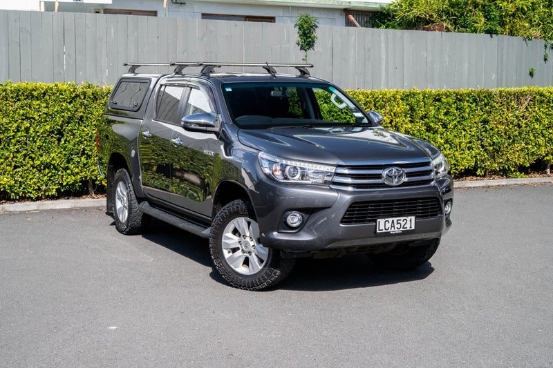 2017 Toyota Hilux SR5 Td DC 2.8D 6AT U, main photo