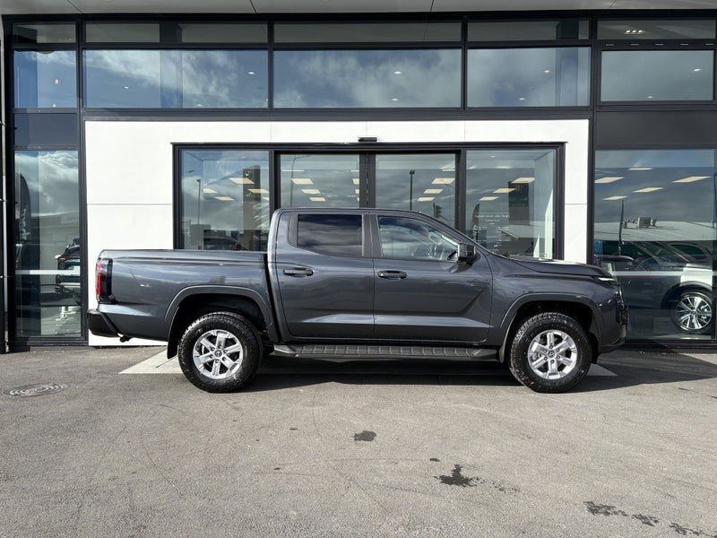 2026 Nissan Navara ST 2.4D/4WD/6AT, photo 2