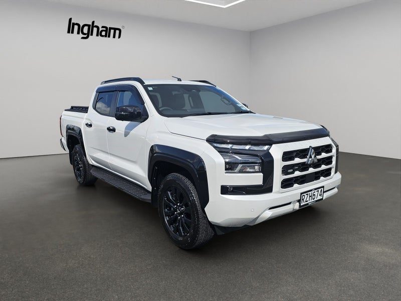 2026 Mitsubishi Triton DC VRX 6AT 2.4DT/6AT, main photo