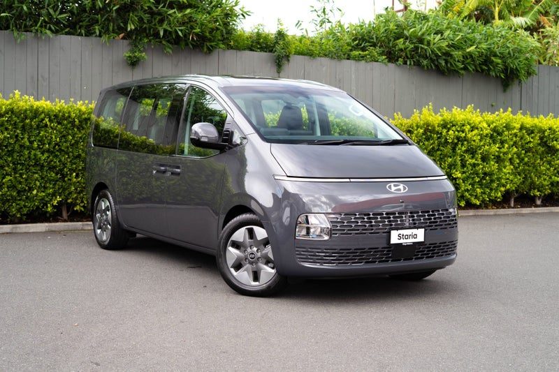 2026 Hyundai Staria Limited 8S MPV 2.2D AWD 8AT, main photo
