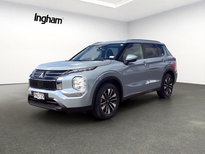 2026 Mitsubishi Outlander LS 5 Seater, photo 3