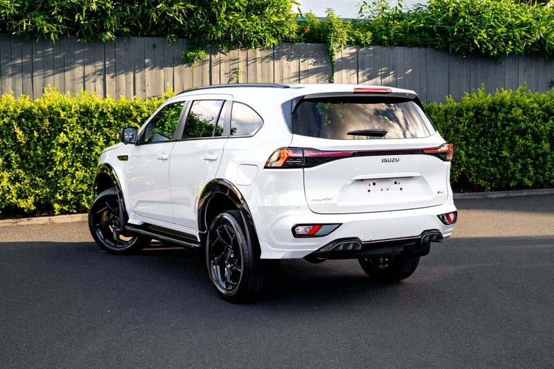 2026 Isuzu MU-X XT 4WD Auto, photo 3