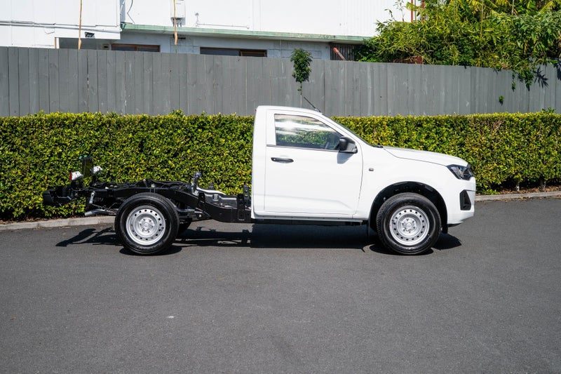 2026 Isuzu D-Max LX, photo 2