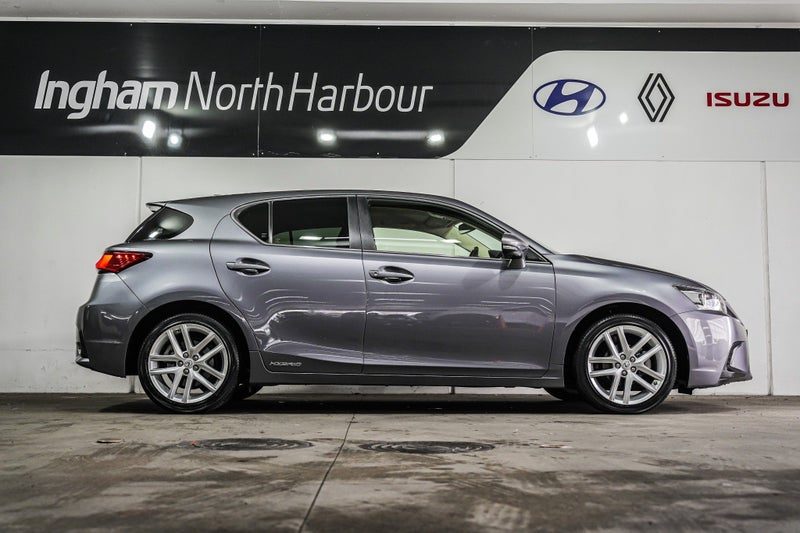 2018 Lexus CT 200h, photo 2