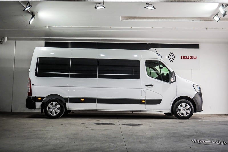 2026 Renault Master MINIBUS 2.3DT 12-SEATER, photo 2