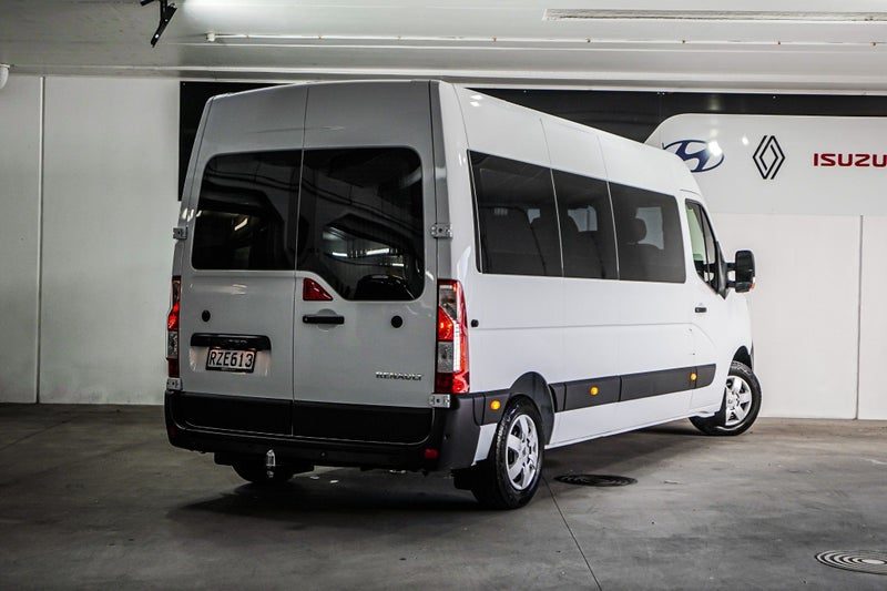 2026 Renault Master MINIBUS 2.3DT 12-SEATER, photo 3