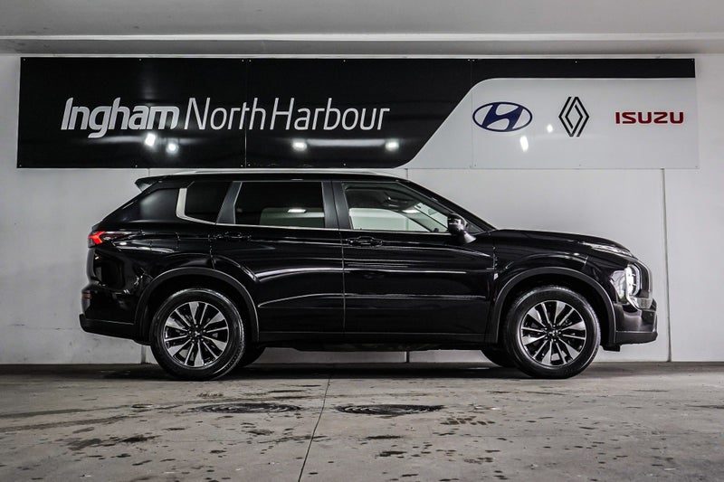 2026 Mitsubishi Outlander LS 2.5P/CVT, photo 2