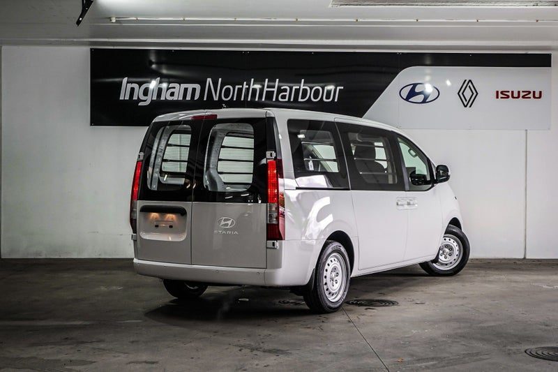 2026 Hyundai Staria Load HYBRID 1.6PHT/6AT, photo 3
