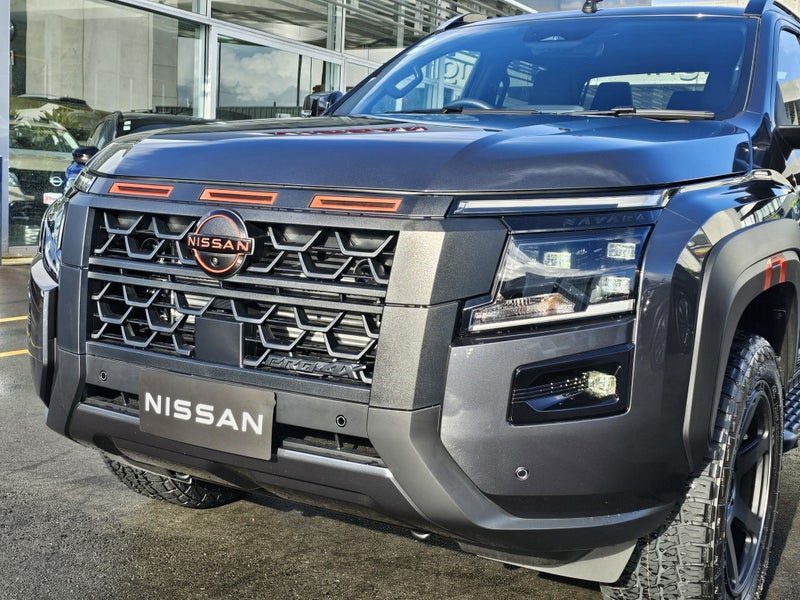 2026 Nissan Navara PRO-4X STEALTH, photo 3