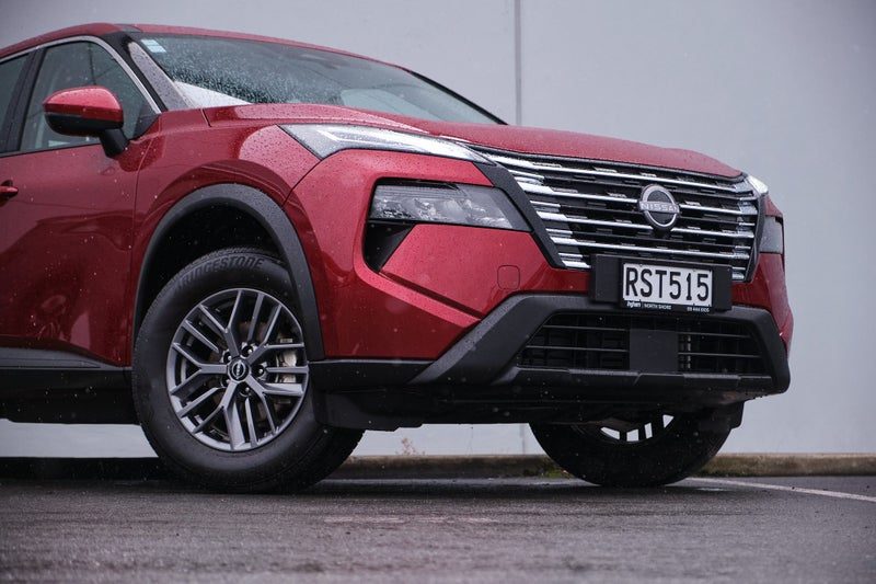 2026 Nissan X-Trail ST, photo 2