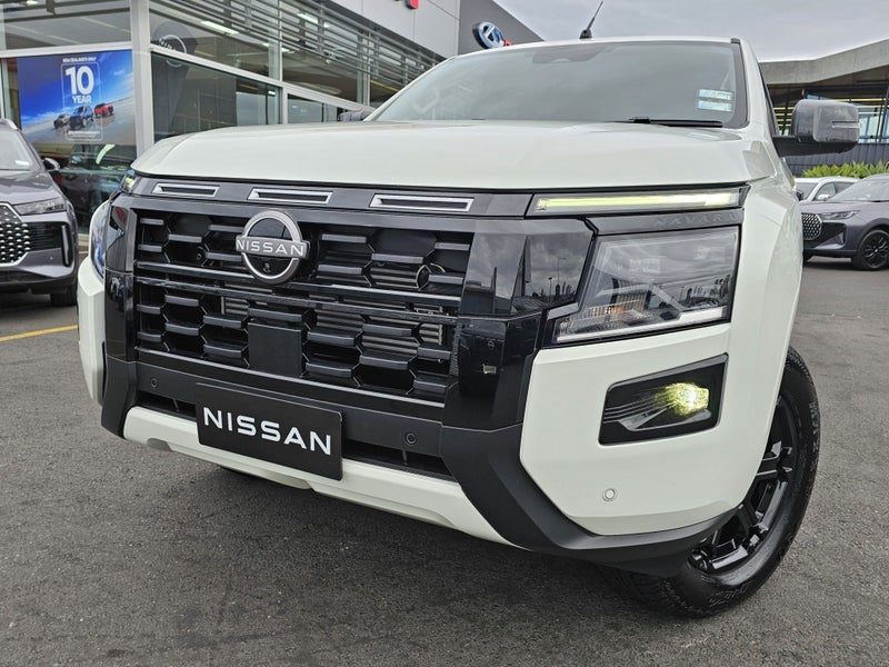 2026 Nissan Navara ST-X TRADIE PACK, photo 3