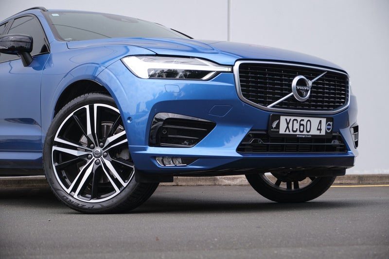 2020 Volvo XC60 T6 AWD R-DESIGN 2.0P, photo 2