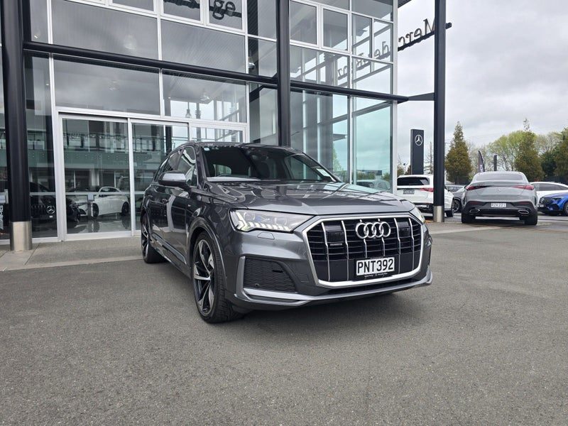 2021 Audi Q7 S Line 7 Seater, photo 3