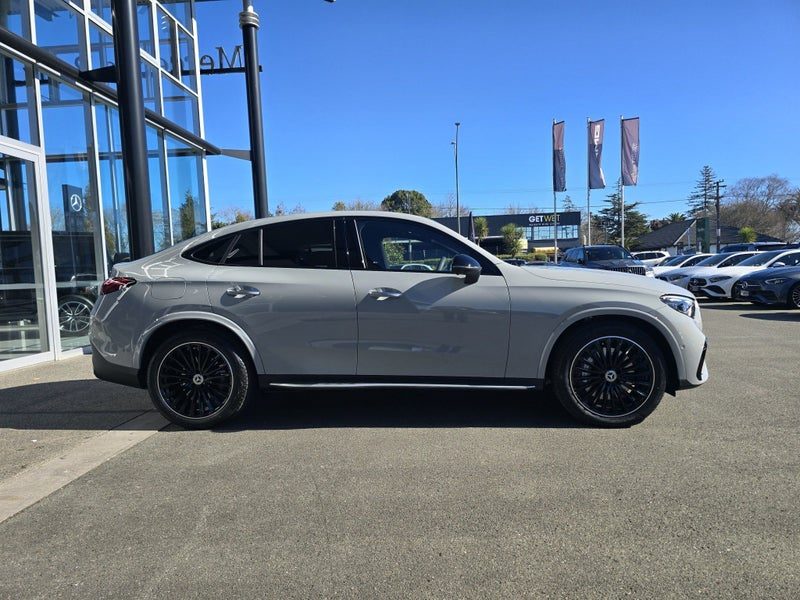 2026 Mercedes-Benz GLC 300, photo 2