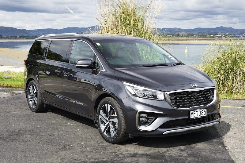 2019 Kia Carnival PREMIUM 2.2D/8AT
