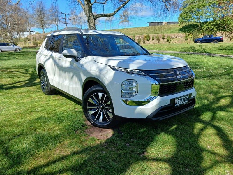 2026 Mitsubishi Outlander LS 2.5P/CVT