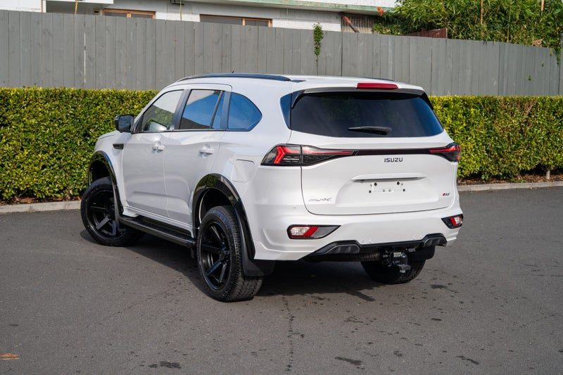 2026 Isuzu MU-X XT 4WD Auto, photo 3