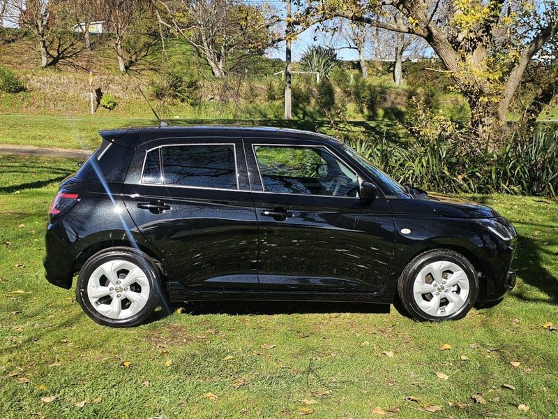 2026 Suzuki Swift GLZC 1.2PMH/CVT, photo 2