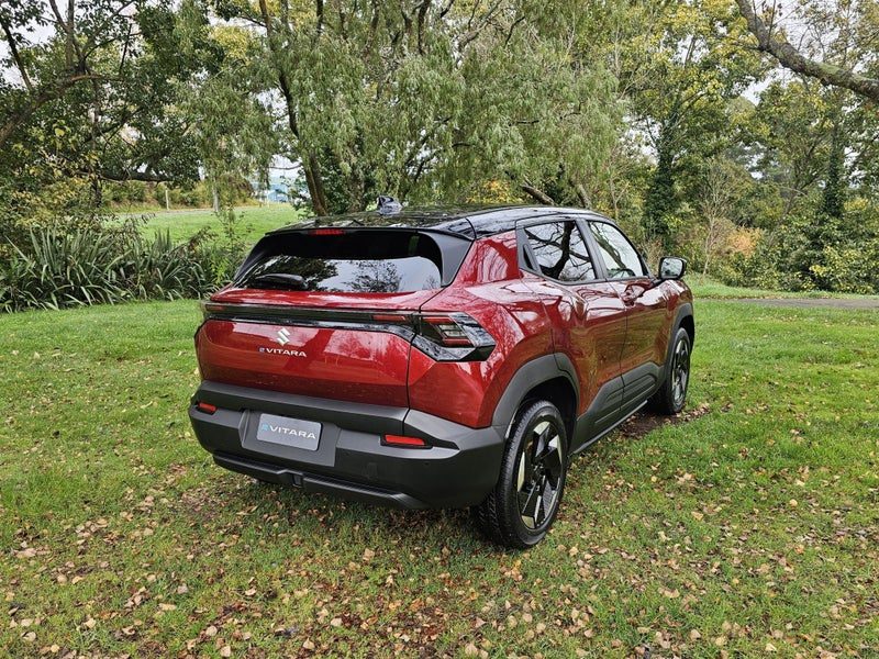 2026 Suzuki e Vitara JLXF 61KWH/EV/FG, photo 3