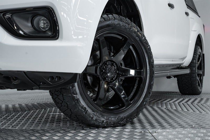 2019 Nissan Navara ST 2.3L 4WD, photo 2