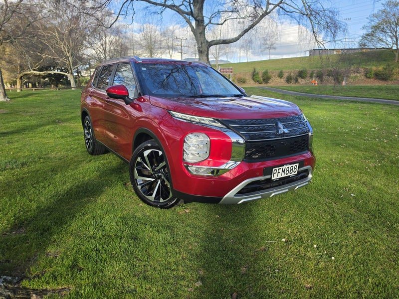 2022 Mitsubishi Outlander XLS 2.5P/CVT