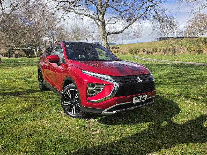 2021 Mitsubishi Eclipse Cross VRX 1.5PT/4WD/8CVT, main photo