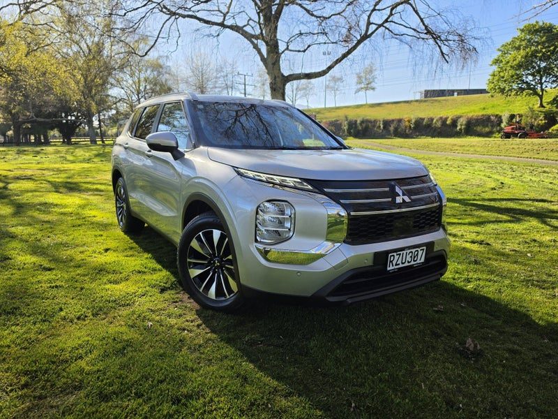 2026 Mitsubishi Outlander LS 2.5P/CVT, main photo