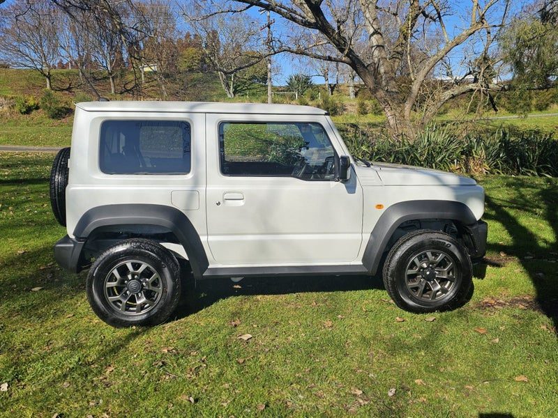 2026 Suzuki Jimny SIERRA 1.5P/4WD/5MT, photo 2