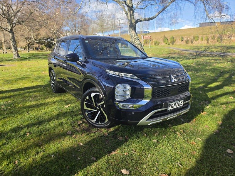 2022 Mitsubishi Outlander XLS 2.5P/CVT